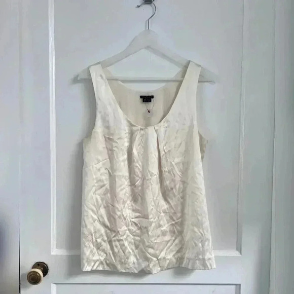 THEYSKENS' THEORY
Silk Scoop Neck Top LIKE NEW - Picture 3 of 6